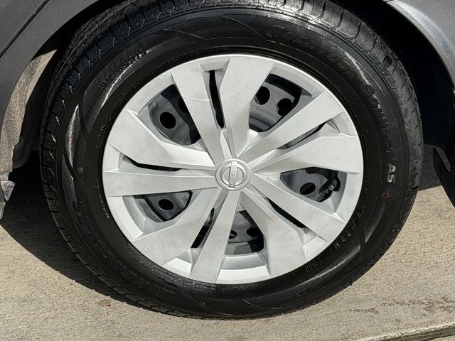 2024 Nissan Versa 1.6 S