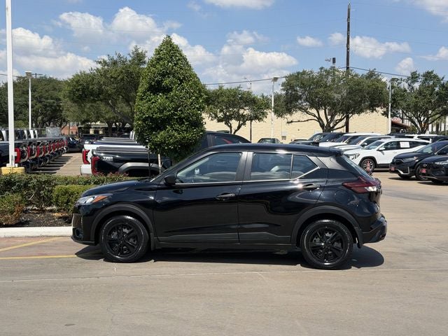 2024 Nissan Kicks S