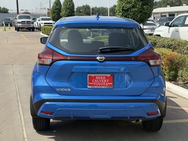 2023 Nissan Kicks S