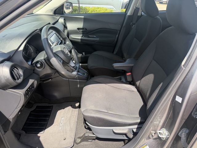 2024 Nissan Kicks S