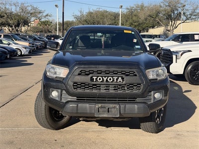 2017 Toyota Tacoma SR V6