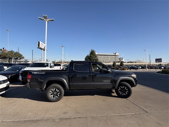 2017 Toyota Tacoma SR V6