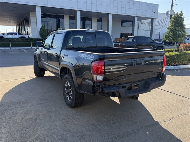 2017 Toyota Tacoma SR V6