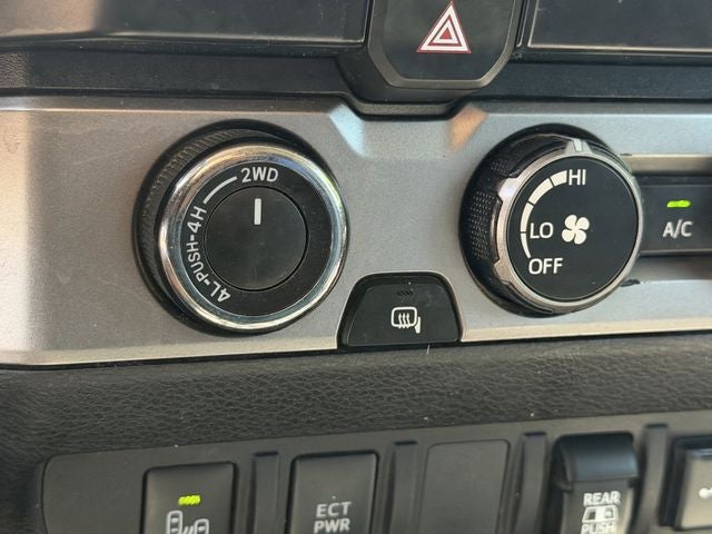 2020 Toyota Tacoma SR5 V6