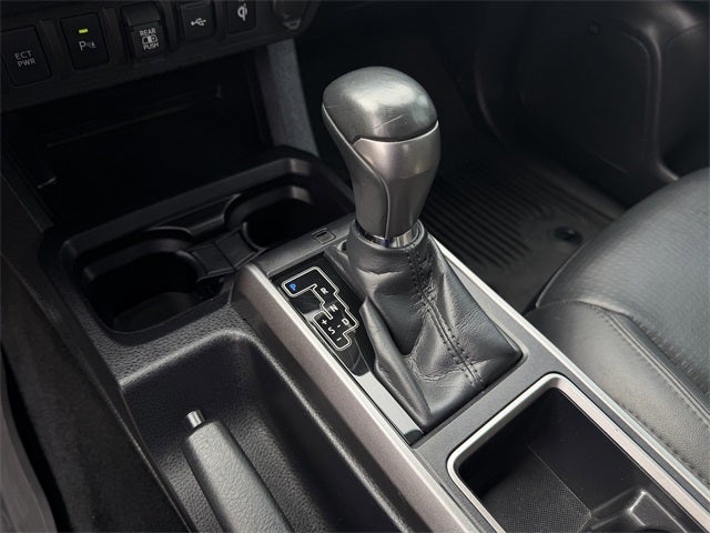 2023 Toyota Tacoma Limited V6