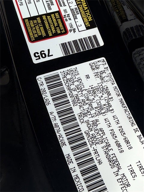 2023 Toyota Tacoma Limited V6