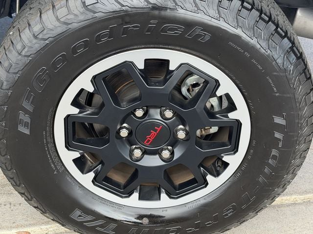 2025 Toyota Tacoma TRD Off Road - Photo 35