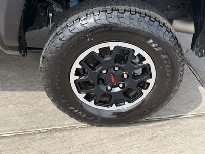 2025 Toyota Tacoma TRD Off-Road