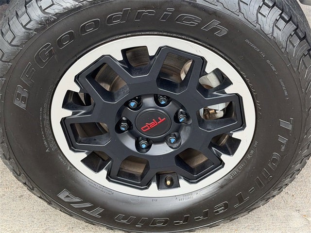 2024 Toyota Tacoma TRD Off-Road