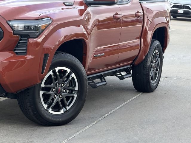 2025 Toyota Tacoma Hybrid TRD Sport