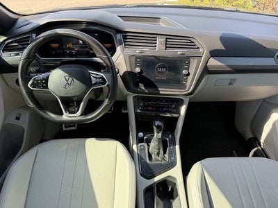 2022 Volkswagen Tiguan 2.0T SE R-Line Black