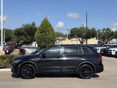 2022 Volkswagen Tiguan 2.0T SE R-Line Black