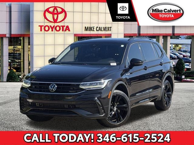 2023 Volkswagen Tiguan 2.0T SE R-Line Black's photo