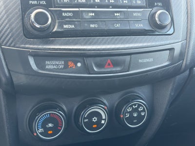2015 Mitsubishi Outlander ES