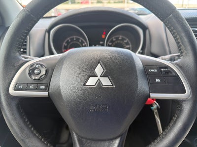 2015 Mitsubishi Outlander ES