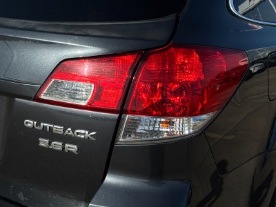 2011 Subaru Outback 3.6R Limited