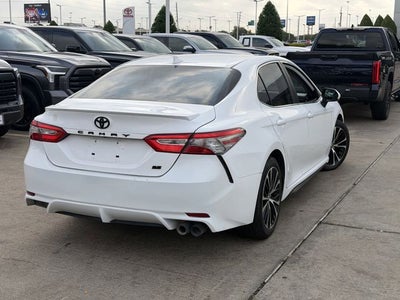 2019 Toyota Camry SE