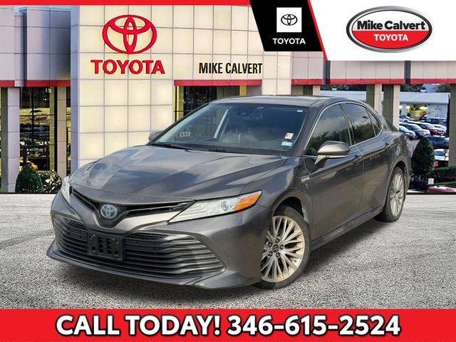 2019 Toyota Camry Hybrid XLE