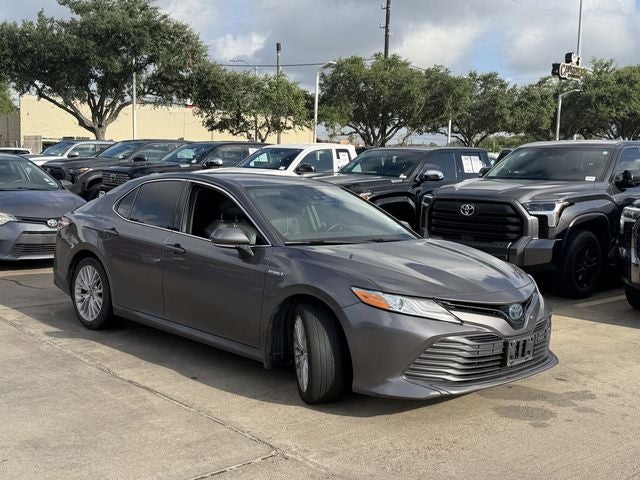 2019 Toyota Camry Hybrid XLE