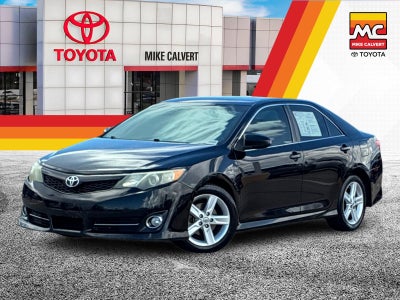 2014 Toyota Camry SE