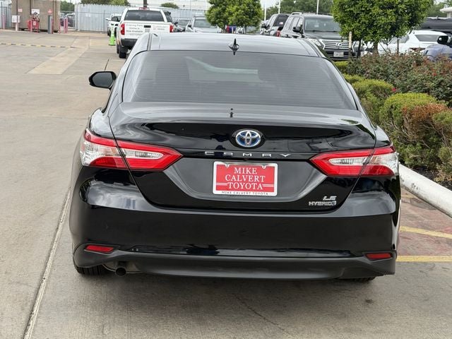 2020 Toyota Camry Hybrid LE