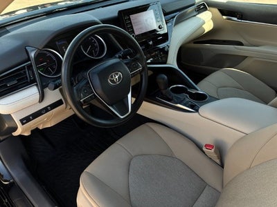 2022 Toyota Camry Hybrid LE