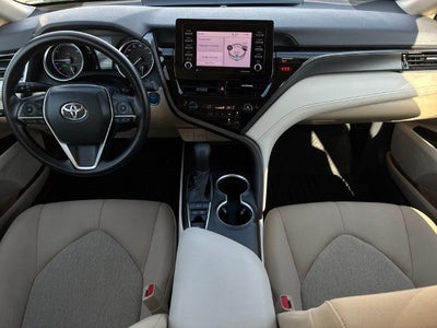 2022 Toyota Camry Hybrid LE