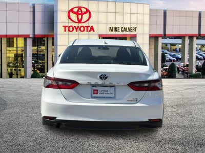 2022 Toyota Camry Hybrid LE