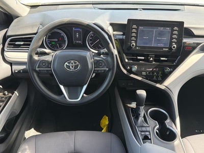 2022 Toyota Camry Hybrid LE