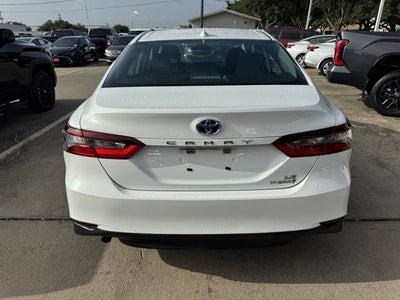 2022 Toyota Camry Hybrid LE
