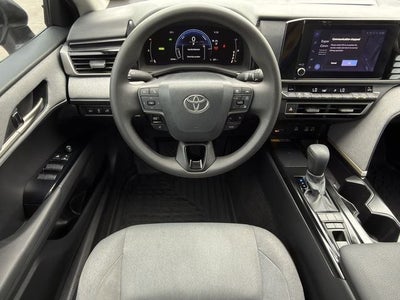 2025 Toyota Camry LE