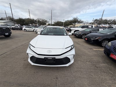2025 Toyota Camry LE