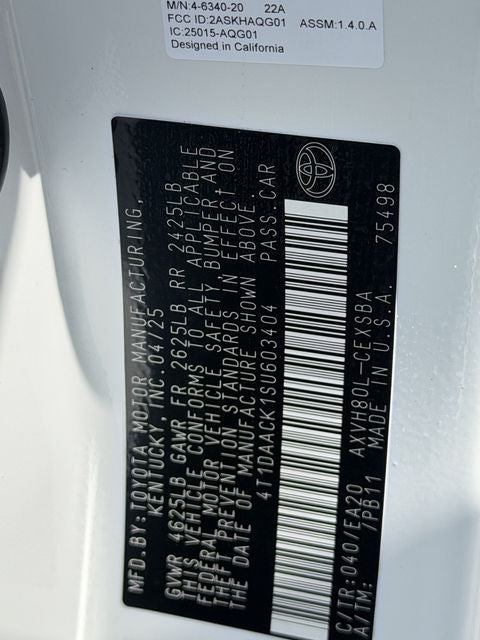 2025 Toyota Camry SE