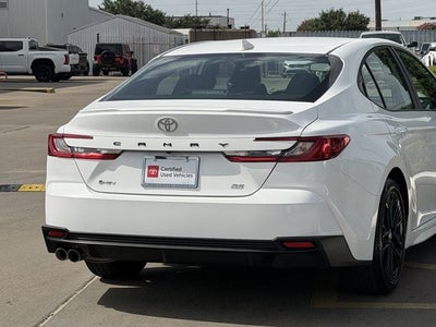 2025 Toyota Camry SE