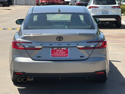 2025 Toyota Camry SE