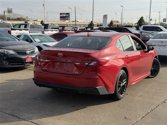 2025 Toyota Camry SE