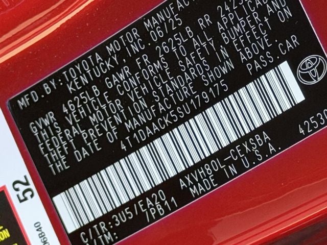 2025 Toyota Camry SE