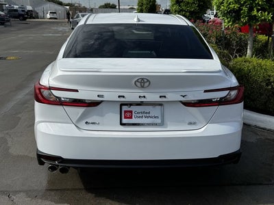 2025 Toyota Camry SE