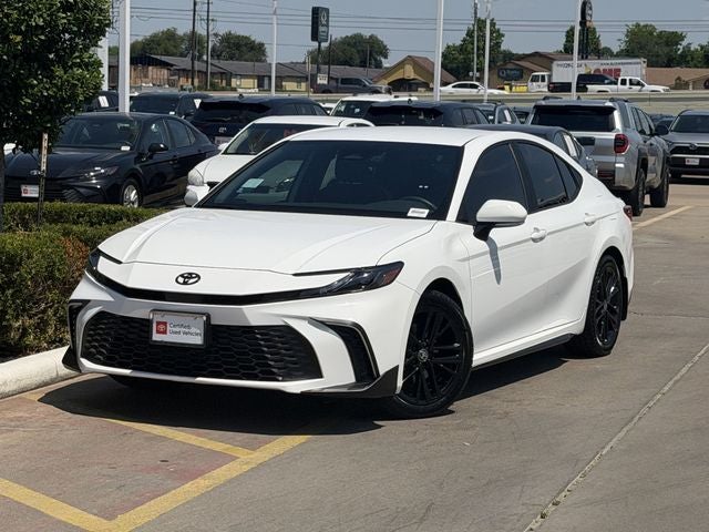 2025 Toyota Camry SE