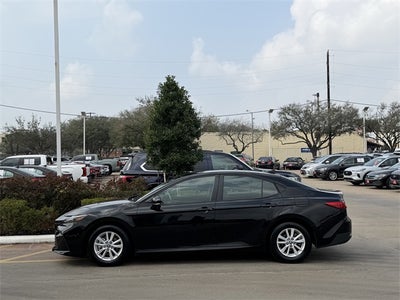 2025 Toyota Camry LE
