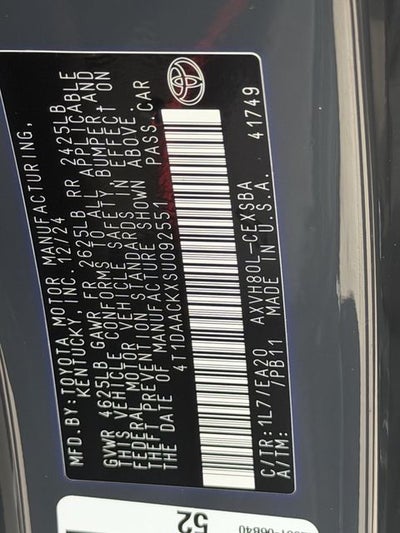 2025 Toyota Camry SE