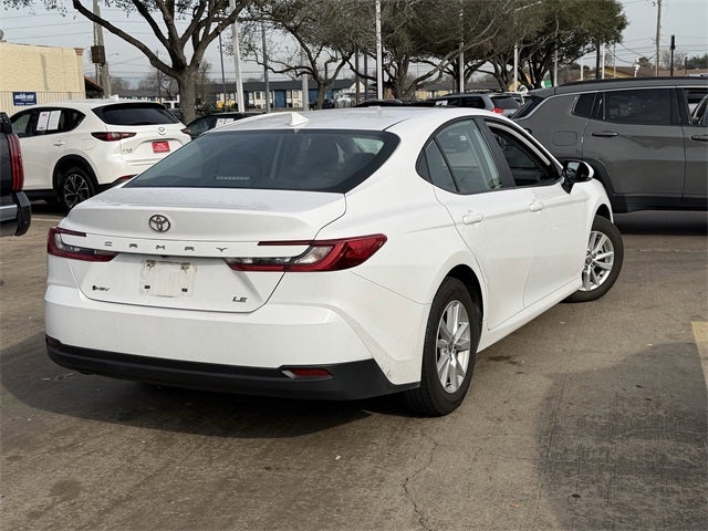 2025 Toyota Camry LE