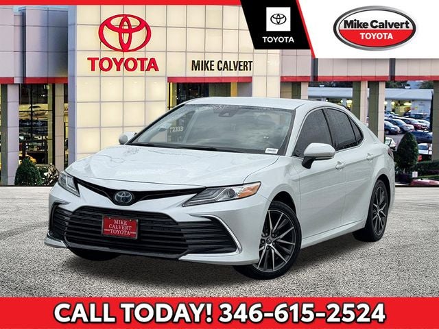 2023 Toyota Camry Hybrid Xle
