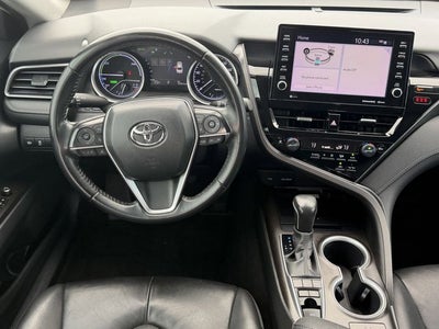2023 Toyota Camry Hybrid XLE
