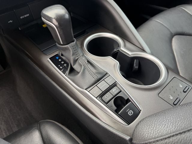 2023 Toyota Camry Hybrid XLE