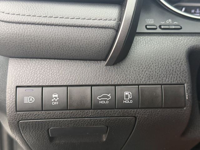 2023 Toyota Camry Hybrid XLE