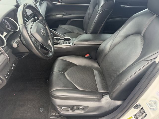 2023 Toyota Camry Hybrid XLE