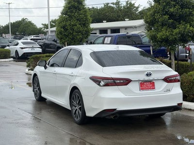 2023 Toyota Camry Hybrid XLE