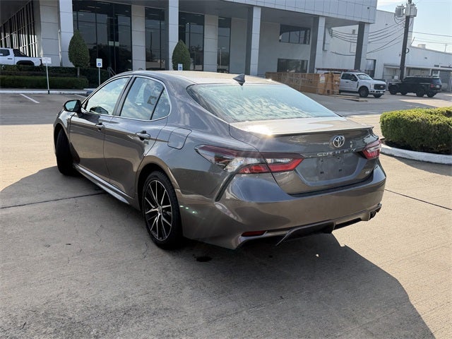 2024 Toyota Camry SE