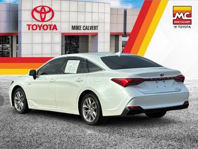2020 Toyota Avalon Hybrid XLE Plus